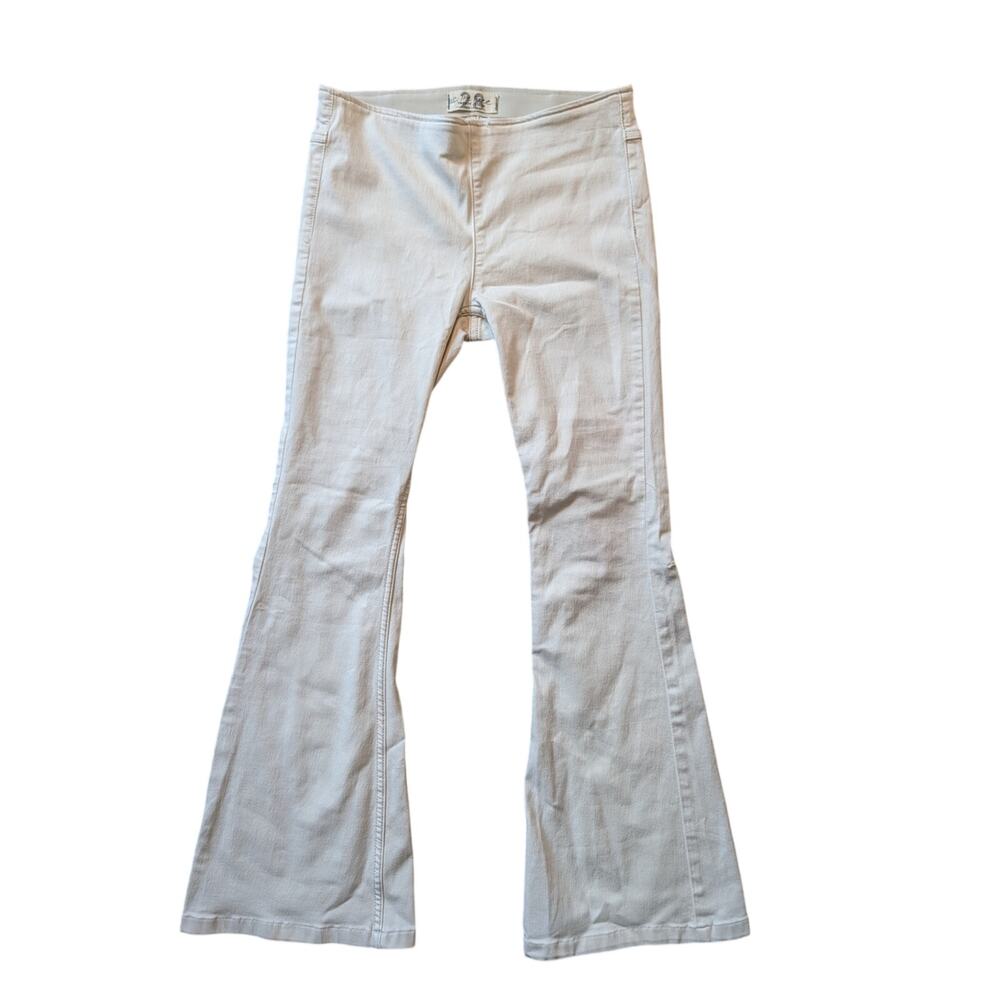 We The Free Free People Women's Penny Pull On Flare Jeans White Size 28
